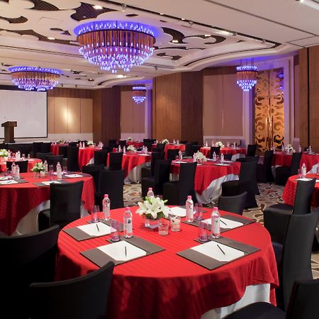 Hotel Crowne Plaza New Delhi Okhla By Ihg Zařízení fotografie The Grand Ballroom