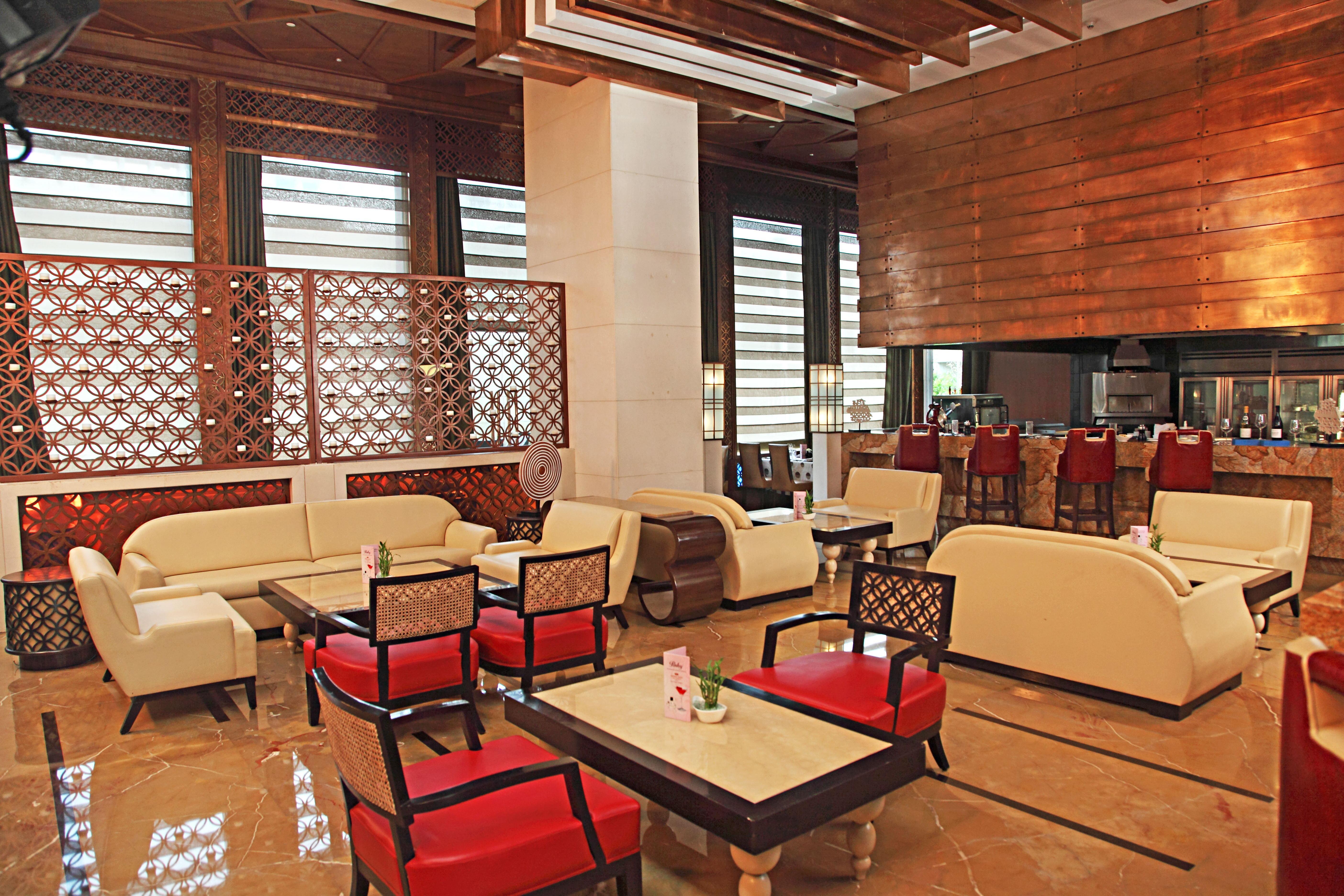 Hotel Crowne Plaza New Delhi Okhla By Ihg Exteriér fotografie The lobby