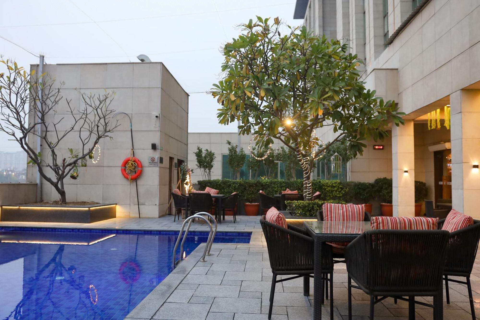 Hotel Crowne Plaza New Delhi Okhla By Ihg Exteriér fotografie The Park, New Delhi